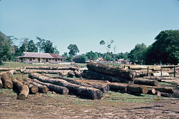 AÑO 1974 - COLOR - VIDA CAMPESINA EN PARAGUAY (JOSÉ MARÍA BLANCH)